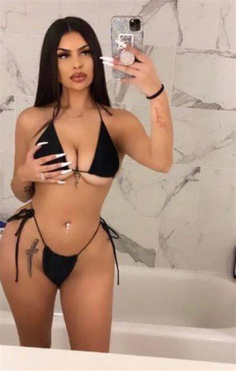 8 Hot Sexy Aliza Jane Bikini Pics