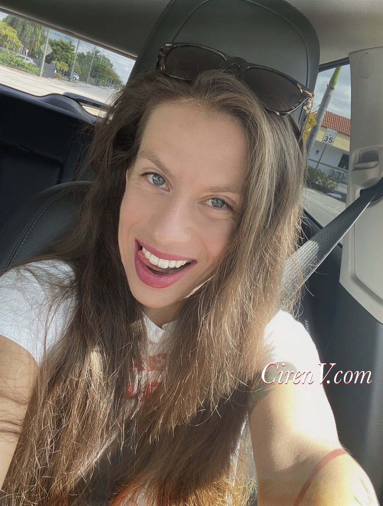 Tw Pornstars - Ciren Verde Top 1%. Twitter. What Naughty Things Are You Up To Today?. 9:40 Pm ...