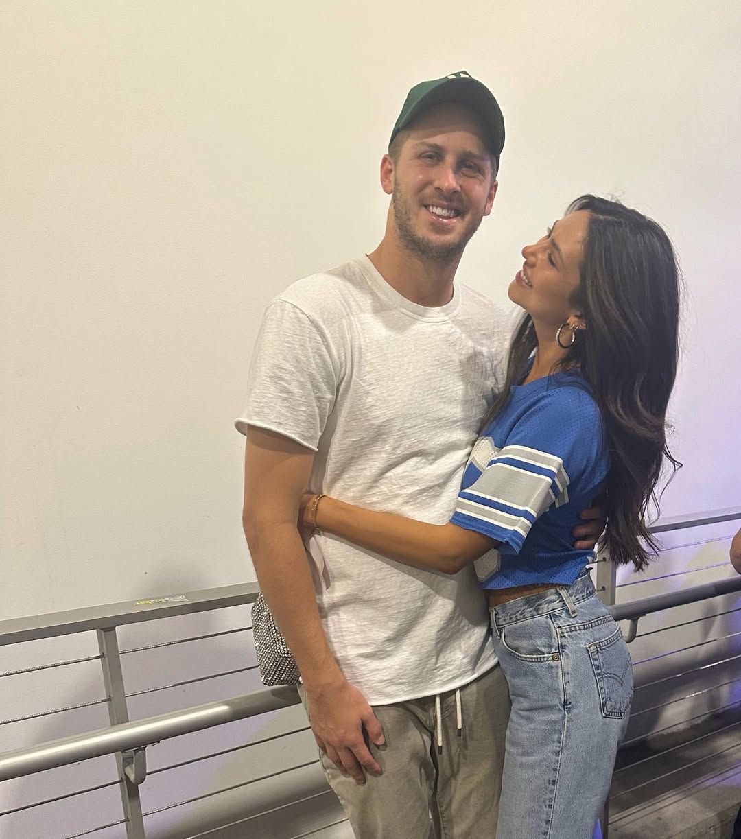 Who Is Breckie Hill Everything To Know About The Tiktok Star Life Amp Style